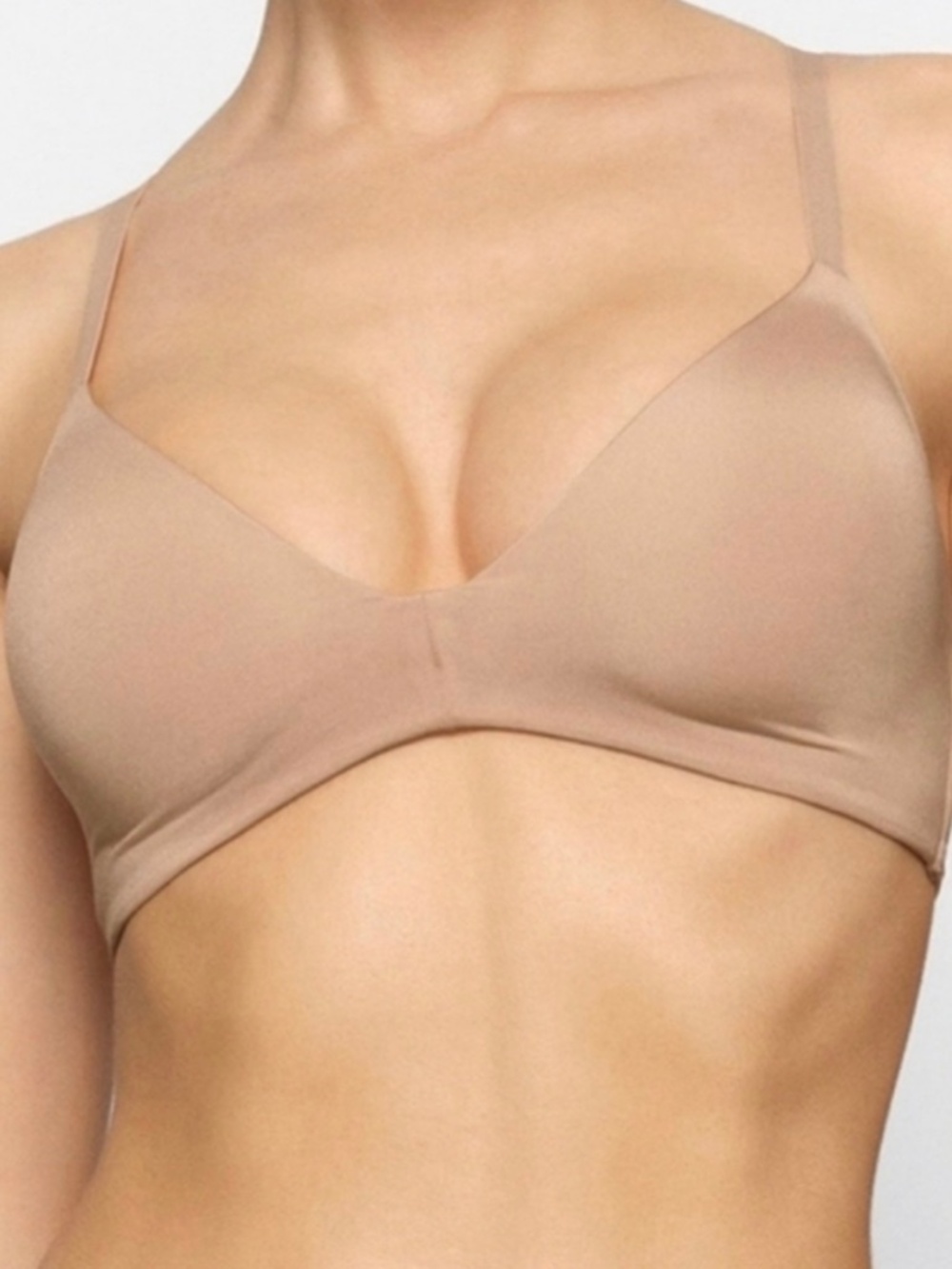 SKIMS Wireless Form Lightly Lined Bra Size:32DD Mica
